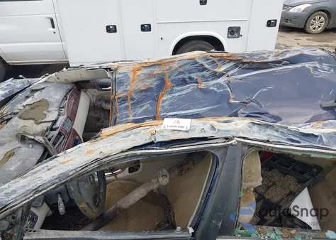 2011 Chevrolet Impala Ls z USA, uszkodzony, nr VIN 2G1WA5EKXB1197824